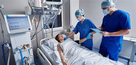 What Does a CVICU Nurse Do?