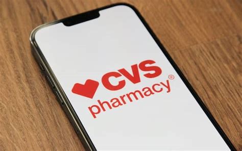 What Does a CVS Pharmacy Technician Do?