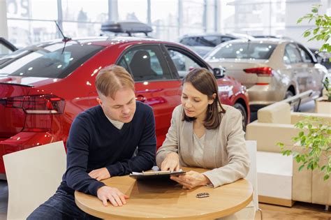 What Does a Dealer Finance Manager Do?