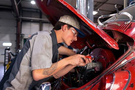 What Does a Dealership Mechanic Do? The Modern Automotive Technician