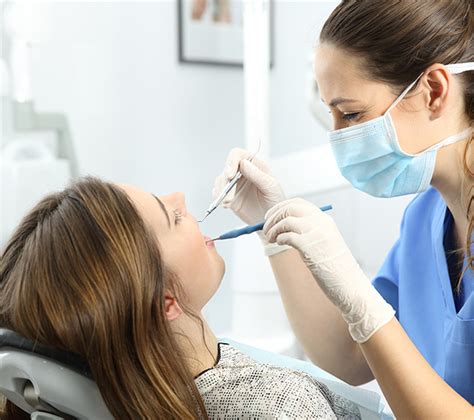 What Does a Dental Hygienist in NJ Do?