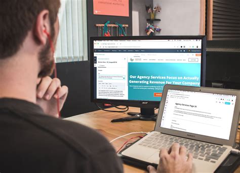 What Does a Desktop Support Technician Do?