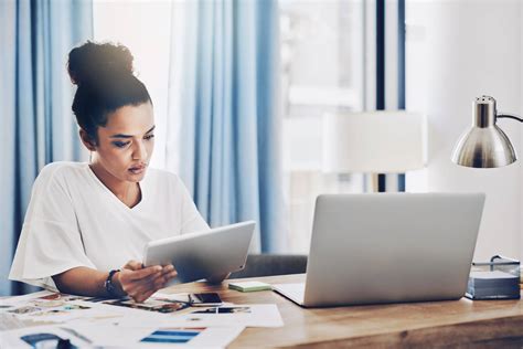 What Does a Developer III at a Company Like Intrinsiq Specialty Solutions Do?
