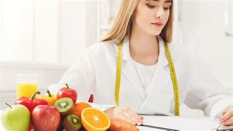 What Does a Dietetic Technician Do?