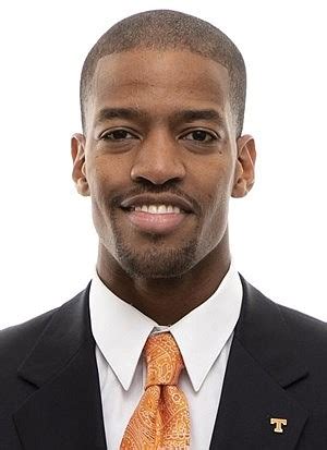 What Does a Division I Head Basketball Coach Do?