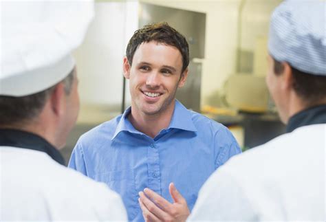 What Does a Food and Beverage Director Do?