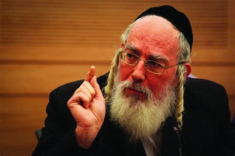 What Does a Head Rabbi Do?