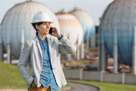What Does a Health and Safety Engineer Do?