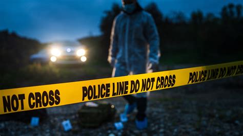What Does a Homicide Detective Do?
