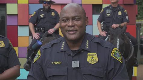 What Does a Houston Police Officer Do?