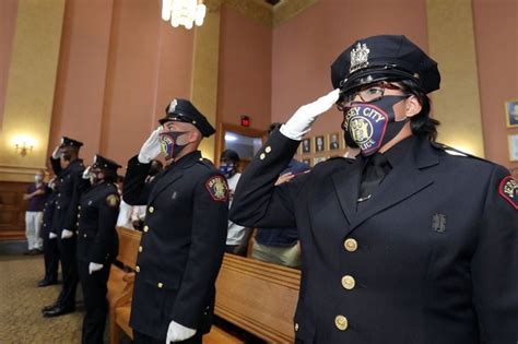 What Does a Jersey City Police Officer Do?