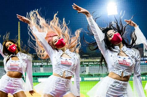 What Does a Korean Cheerleader Do?
