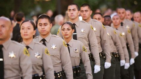 What Does a Los Angeles County Deputy Sheriff Do?