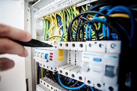 What Does a Low Voltage Technician Do?
