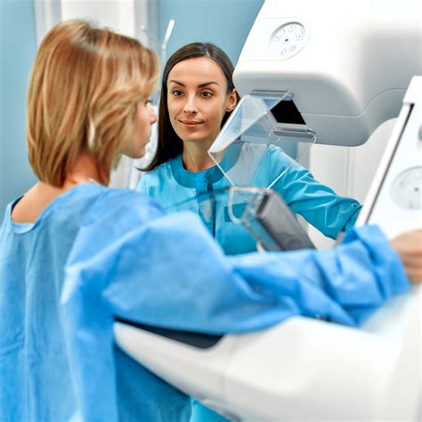 What Does a Mammography Technologist Do?