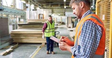 What Does a Materials Manager Do?