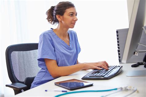 What Does a Medical Office Assistant Do?
