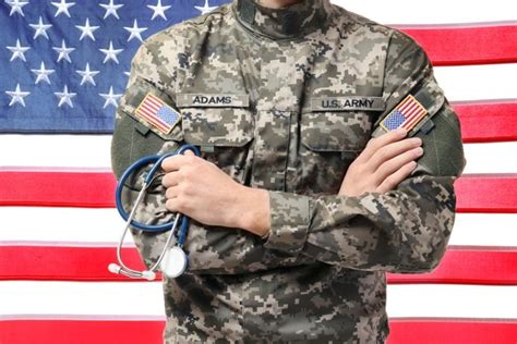 What Does a Military Nurse Do?