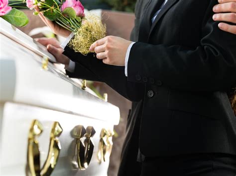What Does a Mortician or Funeral Director Do?