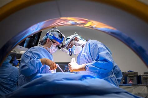 What Does a Neurosurgeon in New York Do?