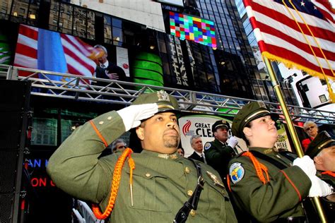 What Does a New York Sanitation Worker Do?