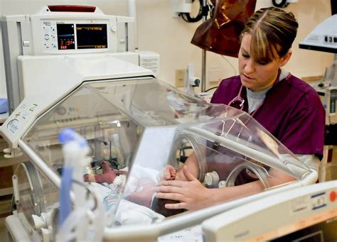 What Does a NICU Nurse in California Do?