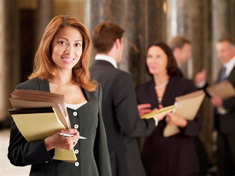 What Does a Paralegal Assistant Do?