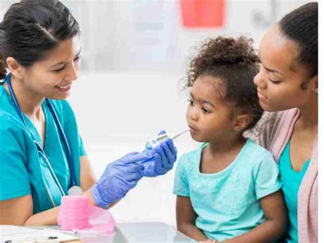 What Does a Pediatric Oncology Nurse Do?