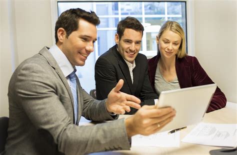 What Does a Personal Banker Do?