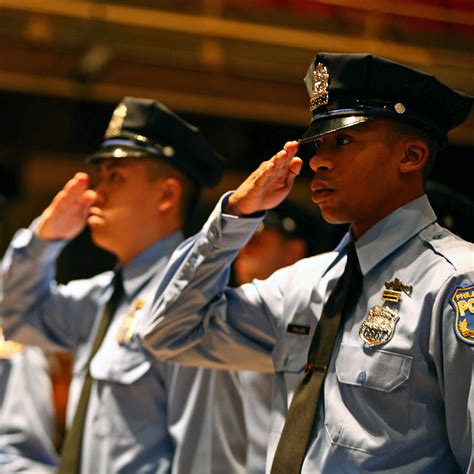 What Does a Philadelphia Police Officer Do?