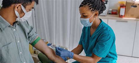 What Does a Phlebotomist Do?