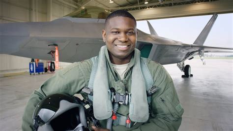 What Does a Pilot in the Air Force Do?