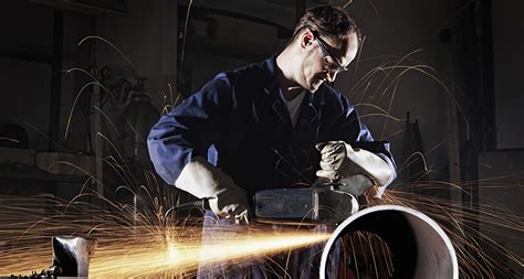 What Does a Pipefitter Welder Do?