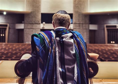 What Does a Rabbi Do?