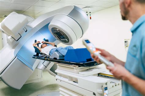 What Does a Radiation Therapist Do?