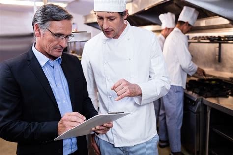 What Does a Restaurant General Manager Do?