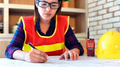 What Does a Safety Engineer Do?
