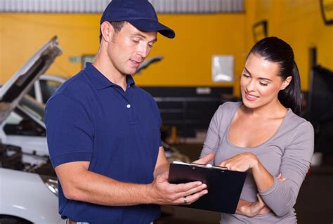 What Does a Shop Foreman Do?