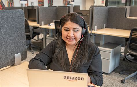 What Does a Supervisor at Amazon Do?