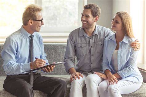 What Does a Therapist Do?