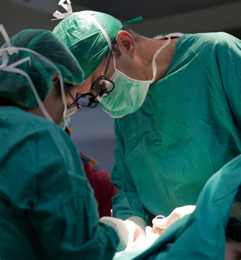 What Does a Thoracic Surgeon Do?