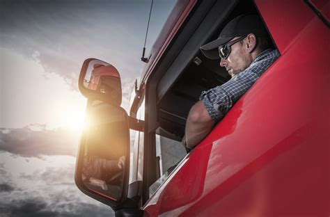What Does a Tow Truck Driver Do?