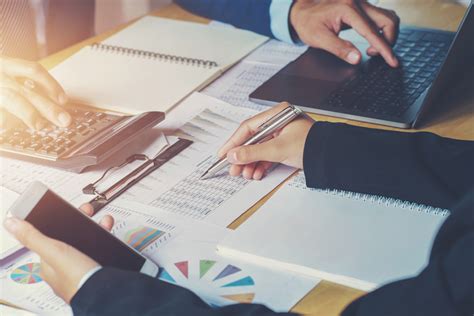 What Does a Treasury Analyst Do?