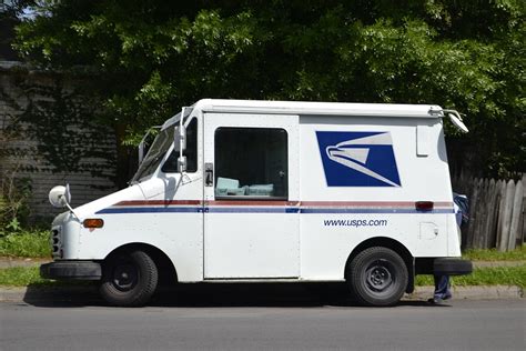 What Does a USPS Mail Carrier Do?
