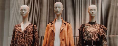 What Does a Visual Merchandiser Do?
