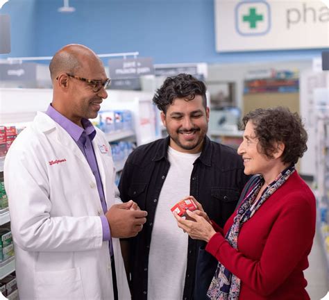 What Does a Walgreens Pharmacist Do?