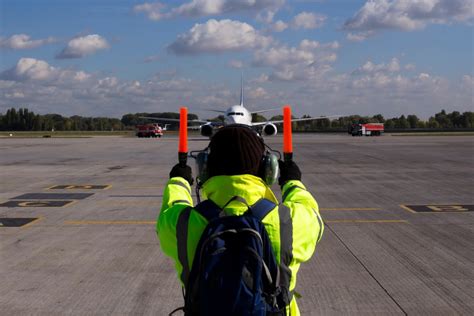 What Does an Aircraft Marshaller Do?