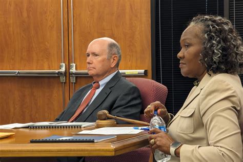 What Does an Alabama State Employee Do?