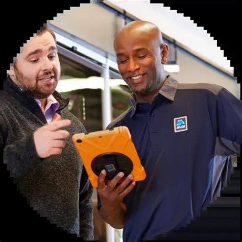 What Does an Aldi Store Manager Do?