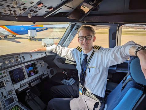 What Does an Allegiant Pilot Do?
